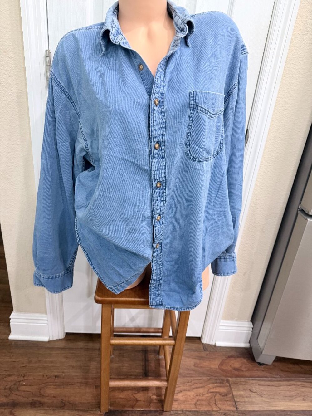 Vintage 90s GAP Chambray Button Down Shirt XL Oversized 100% Cotton Light Wash